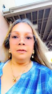 My day is finally over and I’m walking towards my truck 🛻