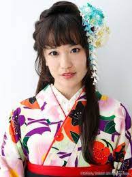 着物でも可愛くオシャレにメイクしたい 着物にあうメイクのコツ教えます 着物のブログ 袴 卒業式 ヘアスタイル 袴 袴 髪型