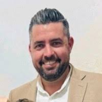 60+ perfiles de «Bernal Ramos»