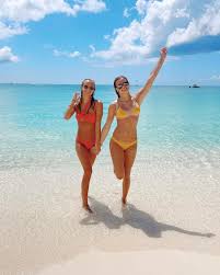 SISTER OF THE WEEK🫧🫧 Tilla Segrave AC '23 “Tilla is amazing, funny, and  kind! She is always there when you need her and constantly makes my days  brighter. She is a joy