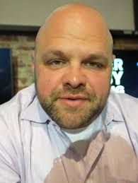 Churchill Downs track announcer Travis Stone shares Kentucky Oaks pick