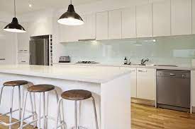 Reasons To Use Kitchen Glass Splashbacks In Your Kitchen Glass Splashbacks Kitchen Contemporary Kitchen Island Glass Kitchen