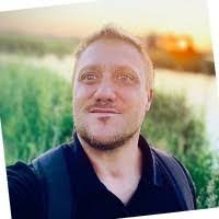 Daniel Knispel's Instagram, Twitter & Facebook