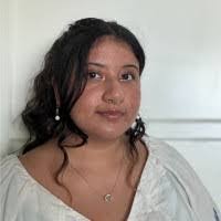 Luis Iracheta's Instagram, Twitter & Facebook