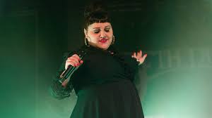 Beth ditto is an american singer and songwriter who is known for working with the indie rock band gossip. Beth Ditto Live Beim Reeperbahn Festival 2017 Events Rockpalast Fernsehen Wdr