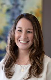 A tip of the 🎩to #uvaschoolofnursing's three new soon-to-be-named faculty  Fellows of the American Academy of Nursing, including: 🏆Windy Alonso,  incoming chair of the Department of Nursing Research and an associate  professor