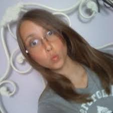 Alexis Geiger's Instagram, Twitter & Facebook