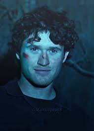 in flop and considering leaving this🥲