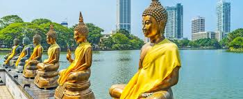 Sri lanka, island country lying in the indian ocean and separated from peninsular india by the palk strait. Wellness Traditionelle Heilmethoden In Sri Lanka Projects Abroad
