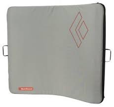 The black diamond impact feels quite soft right out the box, plenty plush for short falls on your back, but we are concerned that it could become too soft after just a few seasons. Black Diamond Impact Crashpad Starting From 149 99 2021 Skinflint Price Comparison Uk