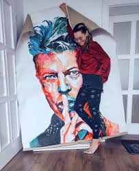 So I painted a huge portrait of David Bowie and my studio is not big enough  for it... 🤣 (acrylic)