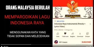 C f alamnya indah serta udara yang cerah c f g c menjadi kebanggaan semua, nusantara oh nusantara c f aneka bunga terhampar sekitar kita c f. Lirik Lagu Indonesia Raya Dipelesetkan Dengan Kata Kata Kasar Netizen Pun Bereaksi