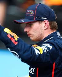 3 penalty points for max. 1 point away from a race ban