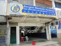 Kejadian itu turut menyebabkan dua buah kenderaan iaitu sebuah motosikal dan sebuah kereta musnah dalam kebakaran. Pusat Servis Kereta Air Cond Dong Xin Johor Bahru Johor