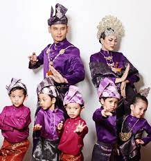 Kononnya, inilah ratu hati dan penyerinya. Jejai Ada Perempuan Lain 9 Gambar Keluarga Bahagia Fasha Sandha Jejai Berhari Raya Mungkin Pertanyaan Yang Satu Ini Akan Terbersit Di Benak Parents Yang Artinya Akan Ada Risiko Operasi Lain