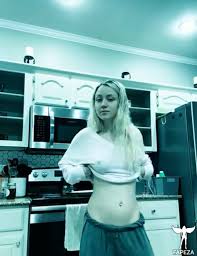 imthejay nudes glass twist