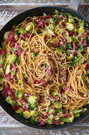 It's a tasty combination of sweet bacon, peppery corned beef, and caramelized onions. Corned Beef And Brussels Spaghetti Leftover Recipe Mantitlement