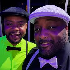 Getting the dawgs taken care of…#pedicure