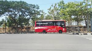 Analisis preferensi masyarakat terhadap bus rapid transit (brt) trans semarang. Review Menjajal Bus Transsemarang Rute Undip Unnes Catatan Anak Rantau