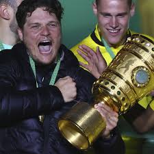 Edin terzić is a german professional football manager and former player who is the manager of bundesliga club borussia dortmund. Gmfamyamt0e0hm