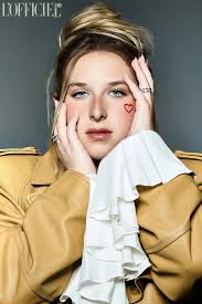 ⭐ Aujourd'hui, c'est un moment spécial pour Marine et Ebony puisque toutes  les deux réalisent leurs toutes premières interviews... Et, après plus de 3  mois d'aventure, Marine et Ebony retrouvent enfin leur