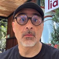 Juan Manuel Zermeño (@PoeCia_Mz)