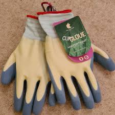From leather gloves to waterproof gloves, we stock a range of durable gloves suitable for both men and women. Watertight Gardening Gloves As Used By Plantagogo
