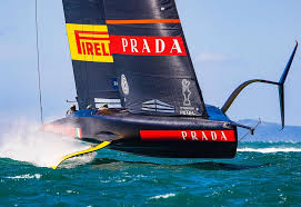 Di seguito il video dell'incrocio tra luna rossa e ineos uk durante la regate di. Luna Rossa Contro Ineos Al Via La Finale Della Prada Cup Style