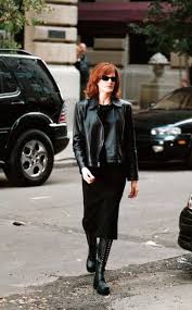 The thomas crown affair (1999) pierce brosnan, rene russo, denis leary. Rene Russo