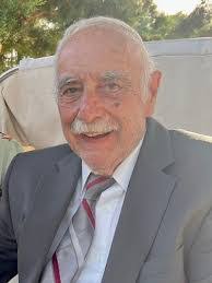 Andrew Perrotti's Instagram, Twitter & Facebook