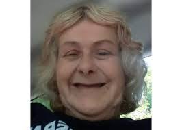 Roseann Woods's Instagram, Twitter & Facebook