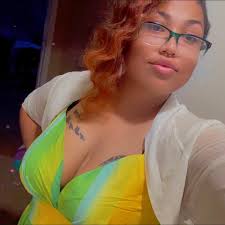 What desserts are suitable for a baby shower with a navy blue and grey  theme for 50 guests?