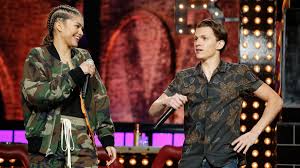 The team behind paramount network's hit series lip sync battle recently admitted that putting together tom holland's 2017 performance to rihanna's umbrella was terrifying. Zendaya And Tom For Lip Sync Battle 2017 On We Heart It
