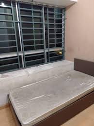 Kota ini terletak di pantai barat laut kalimantan menghadap laut cina selatan. Bilik Rumah Sewa Dan Jual Kota Kinabalu Sabah Postingan Facebook