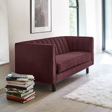 Characterized by clean lines and a light structure, bordeaux makes functionality and flexibility a thing of beauty. Camden Sofa Bordeaux Mehr Garpa