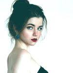 Margo Horst's Instagram, Twitter & Facebook