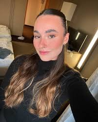 Romy Allard (@romy_allard) • Instagram photos and videos