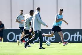 Entérese todo sobre la carrera y logros de danilo avelar en scores24.live! Treino No Ct Carille Arma Time Com Ramiro Na Lateral Direita Central Do Timao Noticias Do Corinthians