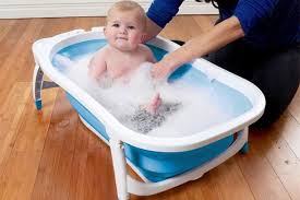 Clean baby from head to toe (bubble beards optional). 10 Best Baby Baths For Newborns And Babies 2021 Madeformums