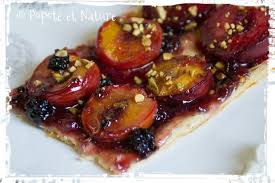 Recette De Tarte Aux Prunes Rouges Pistaches Grillees Et Confiture De Mures Recette Tarte Aux Prunes Prune Rouge Confiture De Mures