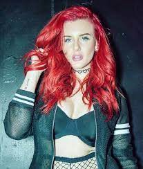 Pin By Emma Jana On Justina Valentine Positive Body Image Wonder Woman Red Hair