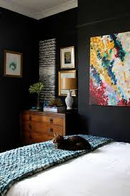 Todo para tu habitación cabeceros, mesitas de noche, armarios, sinfoniers, cómodas el dormitorio de tus sueños aquí.el dormitorio matrimonial debe ser una habitación donde las horas pasen plácidamente, de ahí la importancia de seleccionar un diseño de. 1001 Ideas De Decoracion Con Cuadros Para Dormitorios
