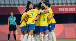 Uno de los deportes más esperados es el fútbol femenino, donde el equipo mexicano no podrá competir para poder ganar la ansiada medalla de oro. Brasil Goleo A China En El Inicio Del Futbol Femenino De Tokio 2020