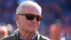 Berkshire can't use bribery allegations against Haslam in Pilot truck stop  chain accounting dispute