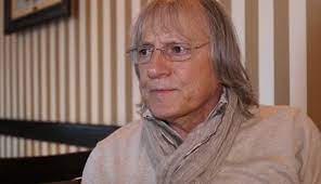 Născut la bucureşti la 4 ianuarie 1946, interpretul şi compozitorul. A Murit Cantaretul Mihai Constantinescu Cauza Decesului Aktual24