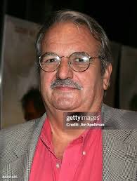 43点のSimon Channing Williamsの写真と高解像度写真