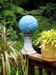 Contact decorated bowling balls on messenger. 20 Decorating Ideas Summer Garden With You Bowlingkuggeln Interior Design Ideas Ofdesign