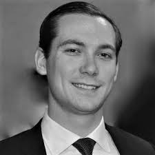 Alex Barringer's Instagram, Twitter & Facebook