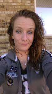 Mendy Davis's Instagram, Twitter & Facebook