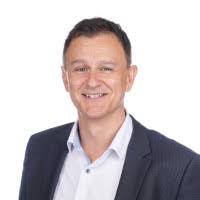 Peter Moulden's Instagram, Twitter & Facebook